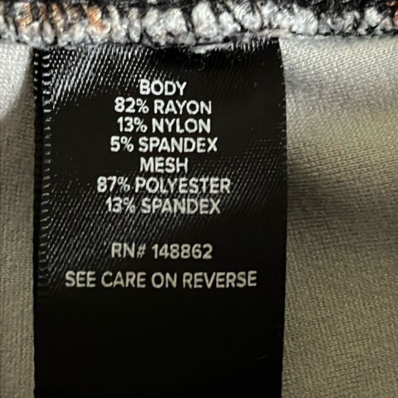 Torrid Pocket Flare Luxe Ponte High-Rise Plaid Pant, size 1R - Picture 12 of 17